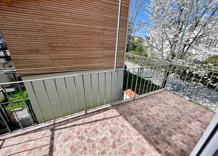 Stylische Naehe Stadthalle Mit Balkon Lägenhet Graz