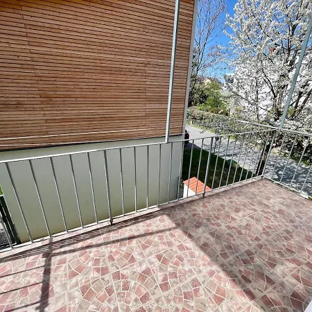 Stylische Naehe Stadthalle Mit Balkon Appartement Graz